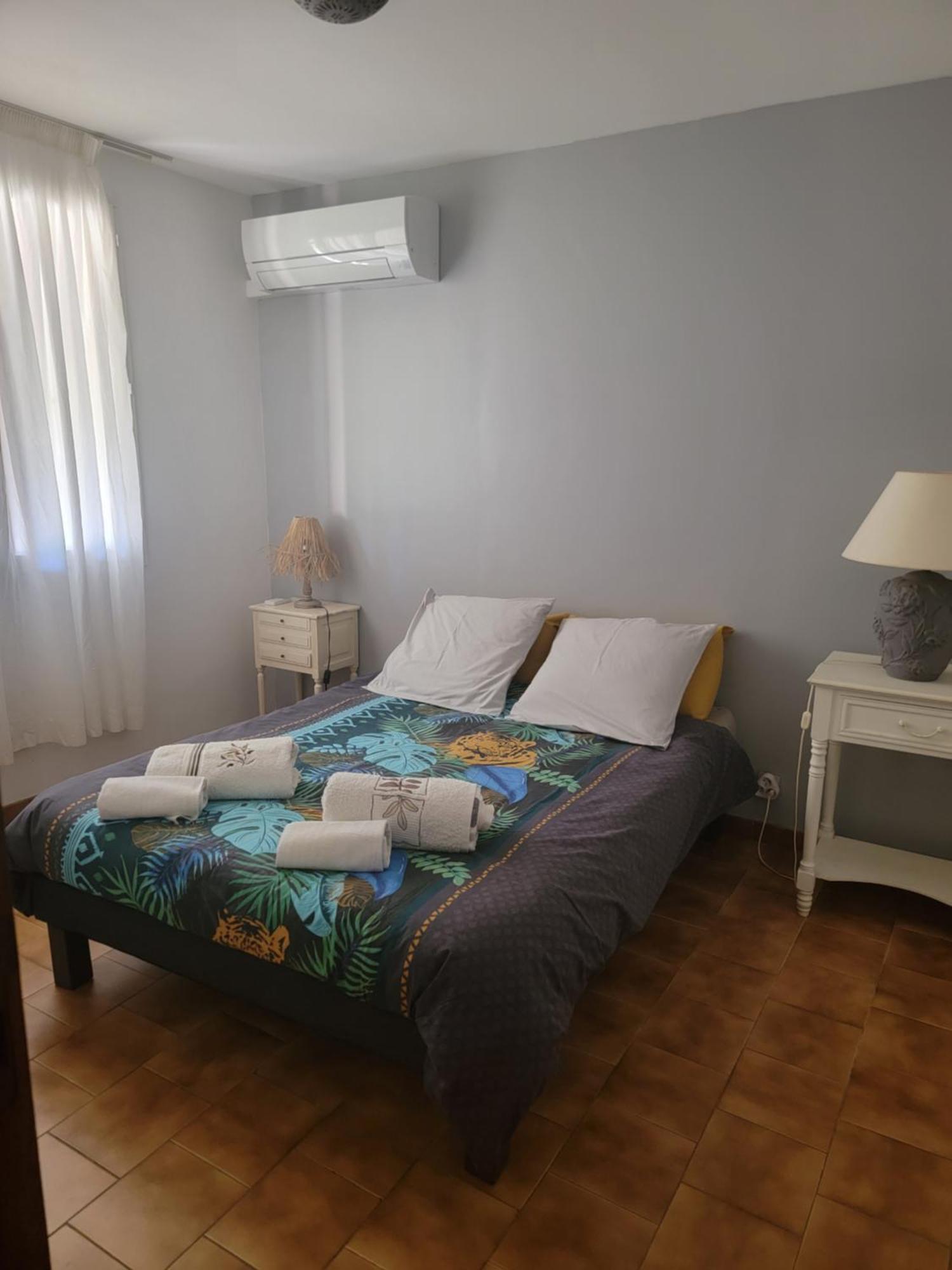 Maison T4, Campagne Provencale Calme, Confort Lambesc