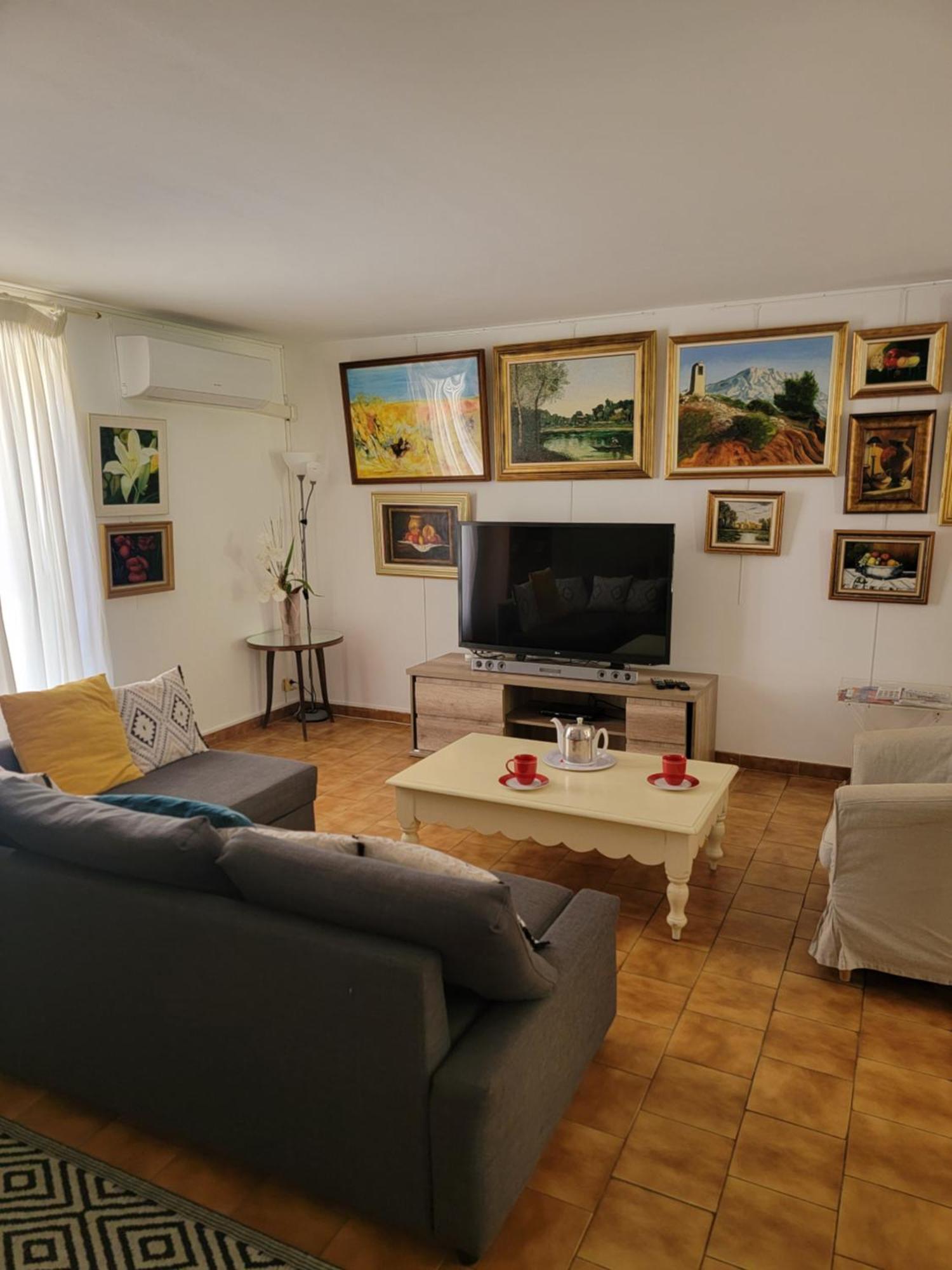 Maison T4, Campagne Provencale Calme, Confort Lambesc