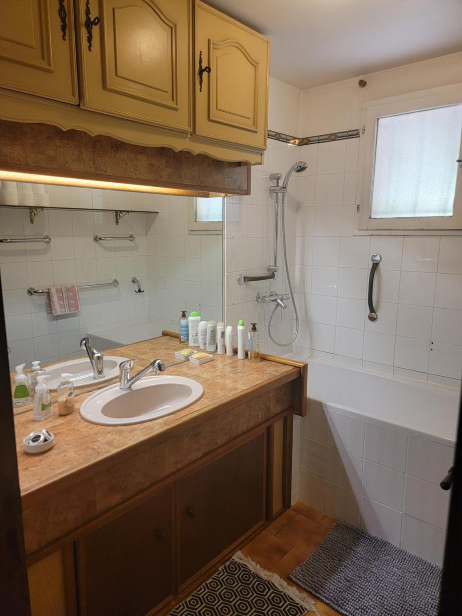 Maison T4, Campagne Provencale Calme, Confort Holiday home Lambesc