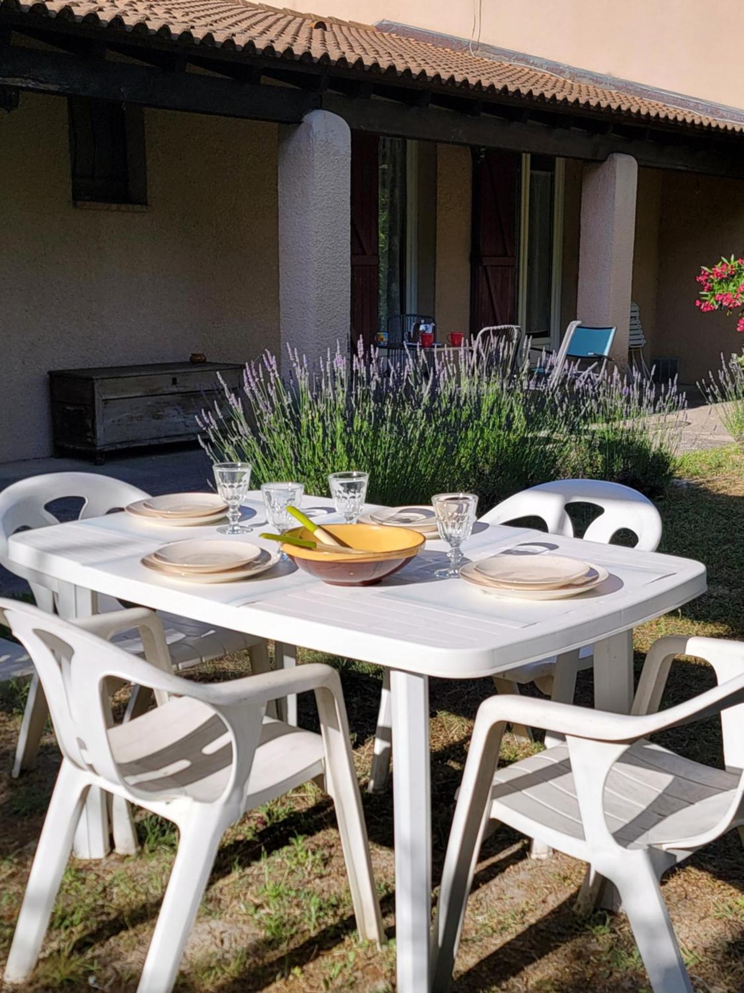 Maison T4, Campagne Provencale Calme, Confort Holiday home *