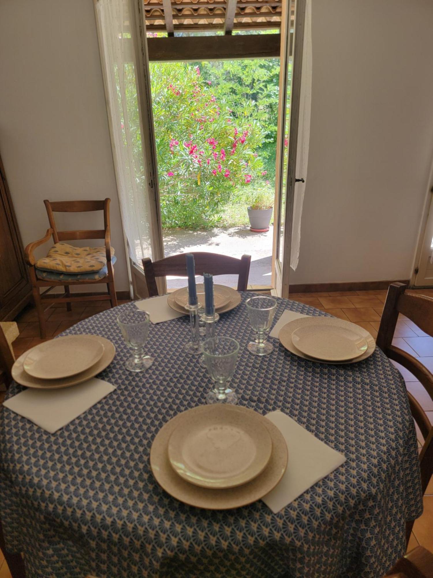 Maison T4, Campagne Provencale Calme, Confort Holiday home Lambesc